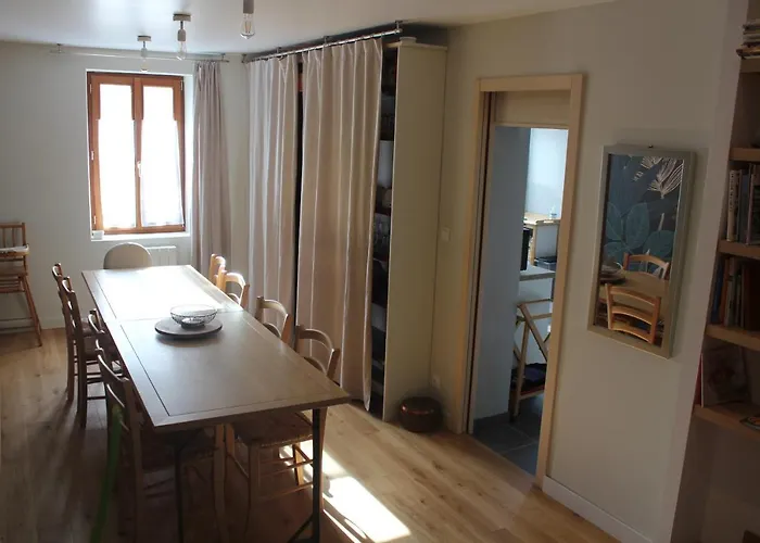 Histoire De Village Genneteil